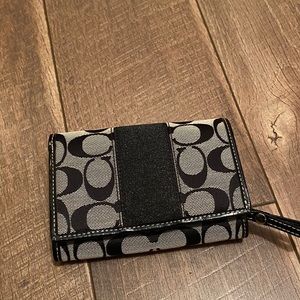 Like New Coach Wallet
